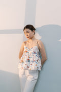 Ari Top in Picnic