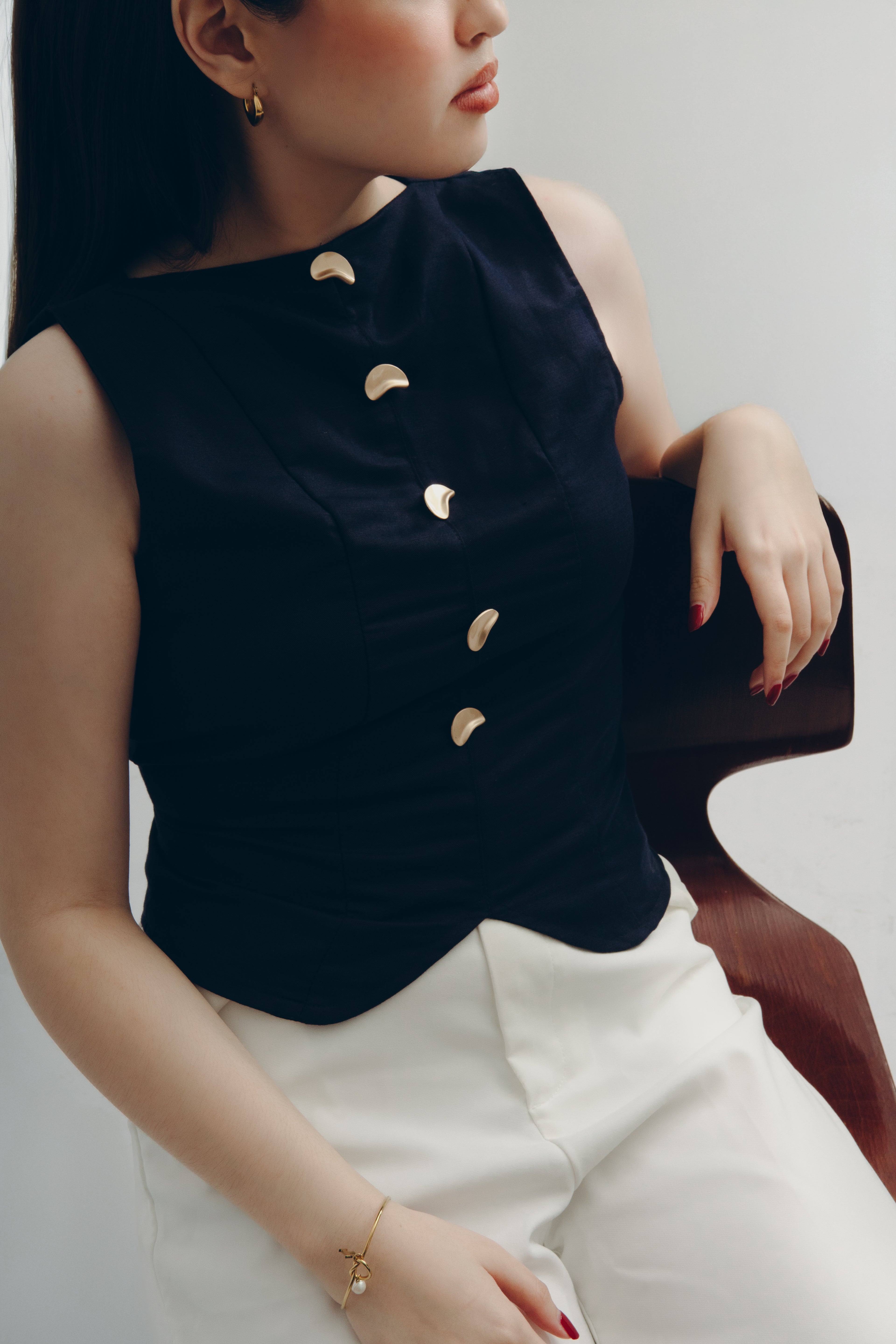 Kirsten Top in Gold Navy